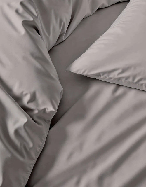 Load image into Gallery viewer, Luxe Australian Sateen Pillowcase Set
